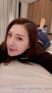 真实小夫妻居家大秀 气质甜美一线天少妇 情趣制服网袜 69姿势特写舔美鲍 圆润肥臀爆操 搞完自己扣流淫水